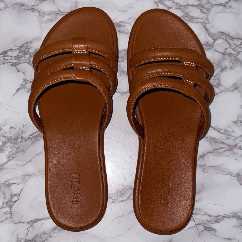 OluKai Tiare Slide Sandals - NWOT - Picture 1 of 6